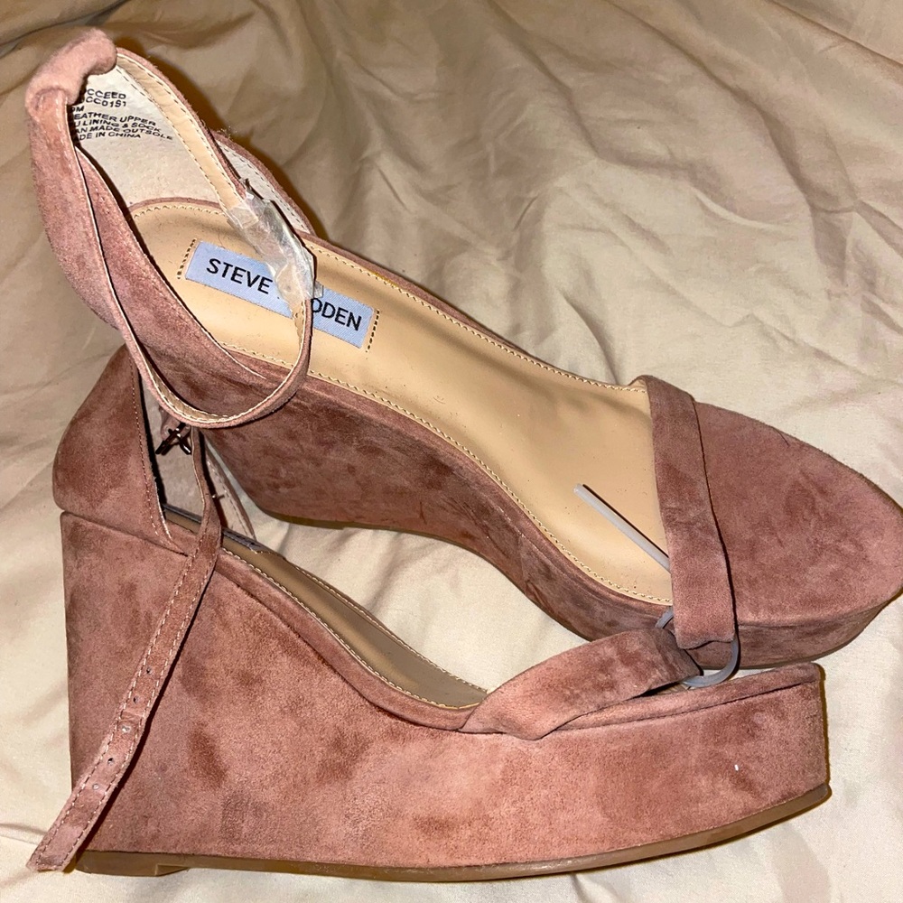 Steve Madden suede wedges